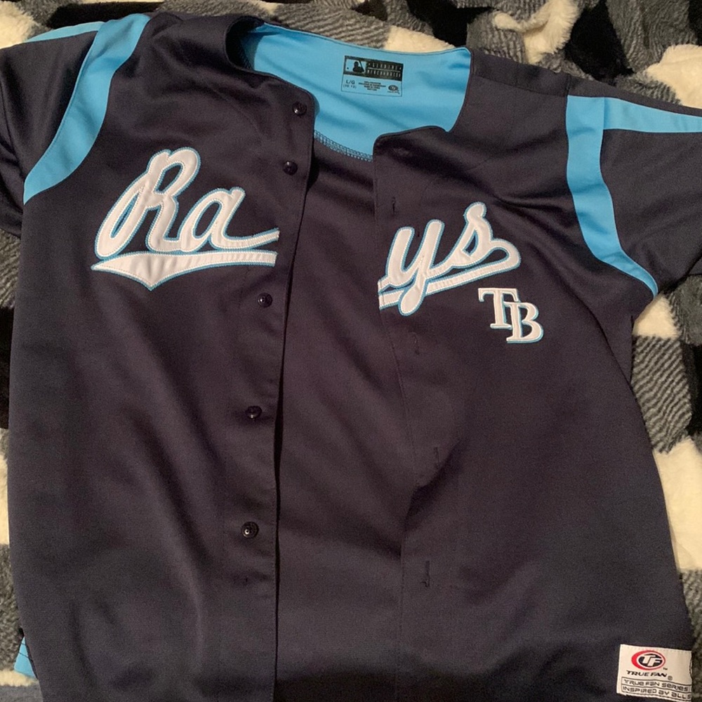 Rays button up